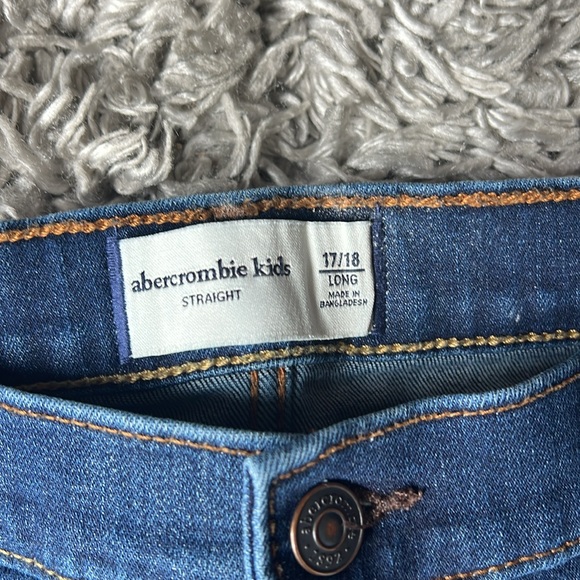 Abercrombie kids size 17/18 long - Picture 4 of 5